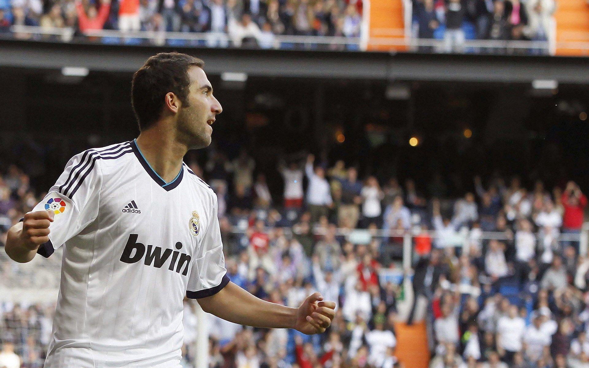 中彩网：维拉紧急寻枪！卡马拉重伤赛季报销 埃梅里火线锁定米兰中场奇克